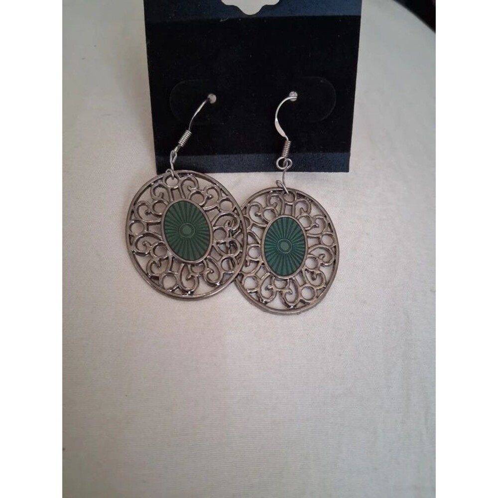 Hand-crafted Earring Bundle - Picture 6 of 10
